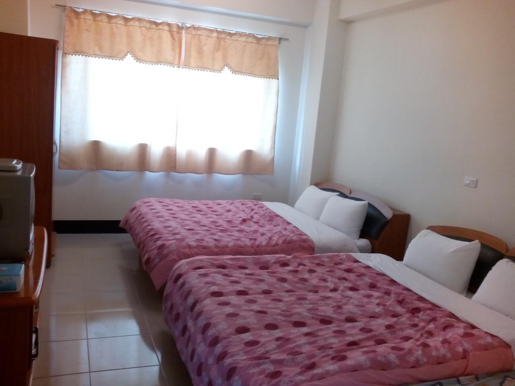 Sky Water Apartment Puli Bilik gambar